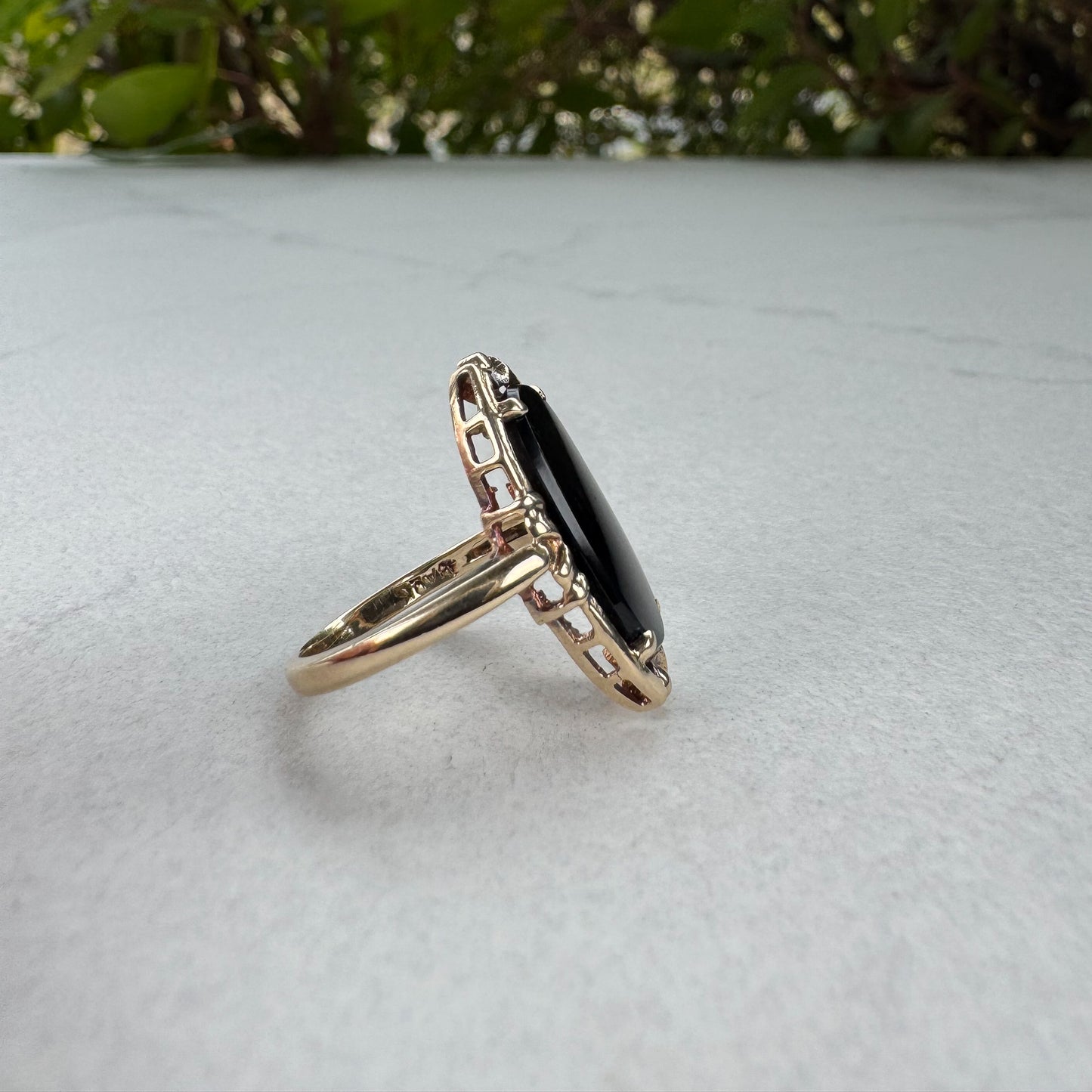 Vintage Black Onyx | Yellow Gold | Size L 1/2