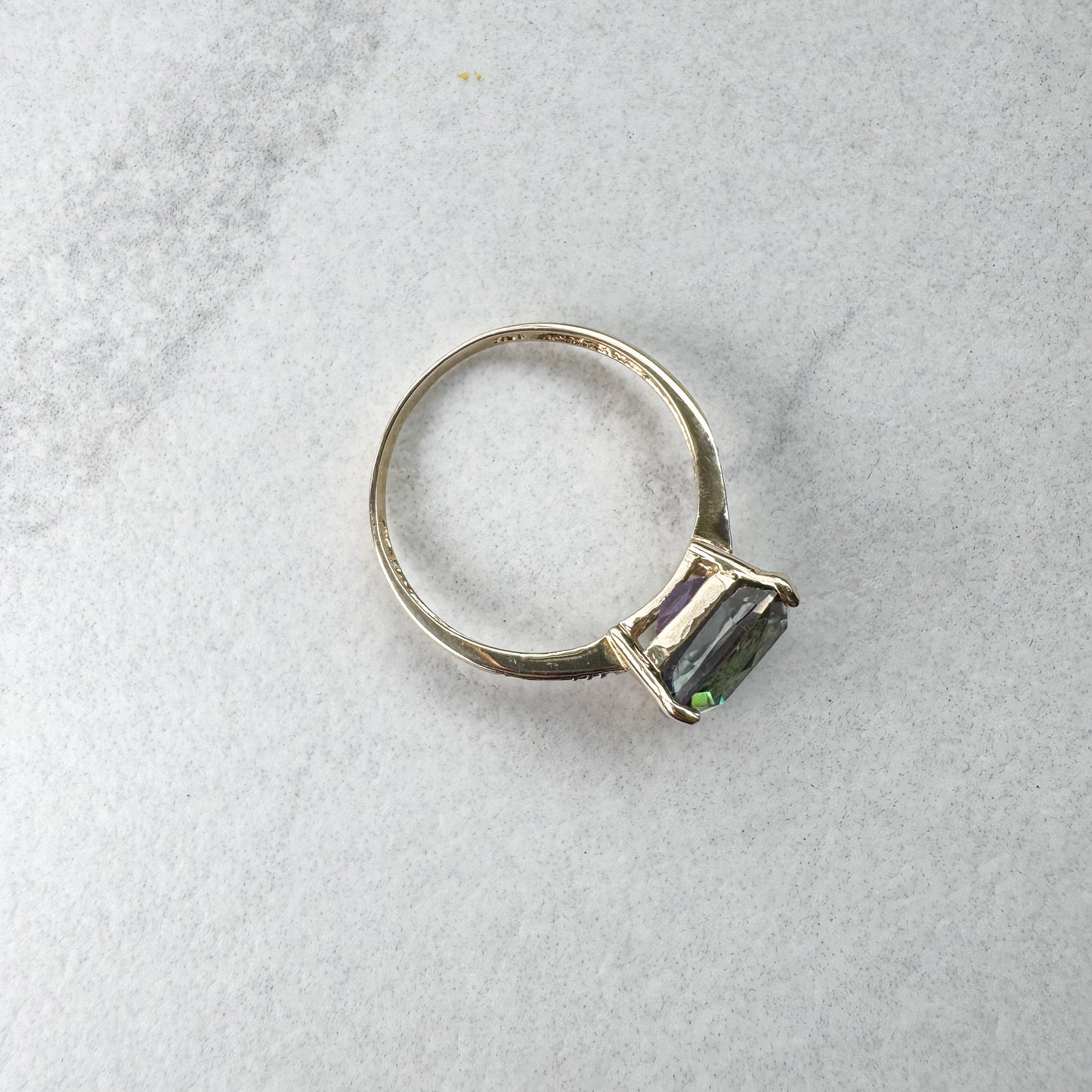 Cushion-Cut Mystic Topaz & Diamond Ring | Yellow Gold | Size P