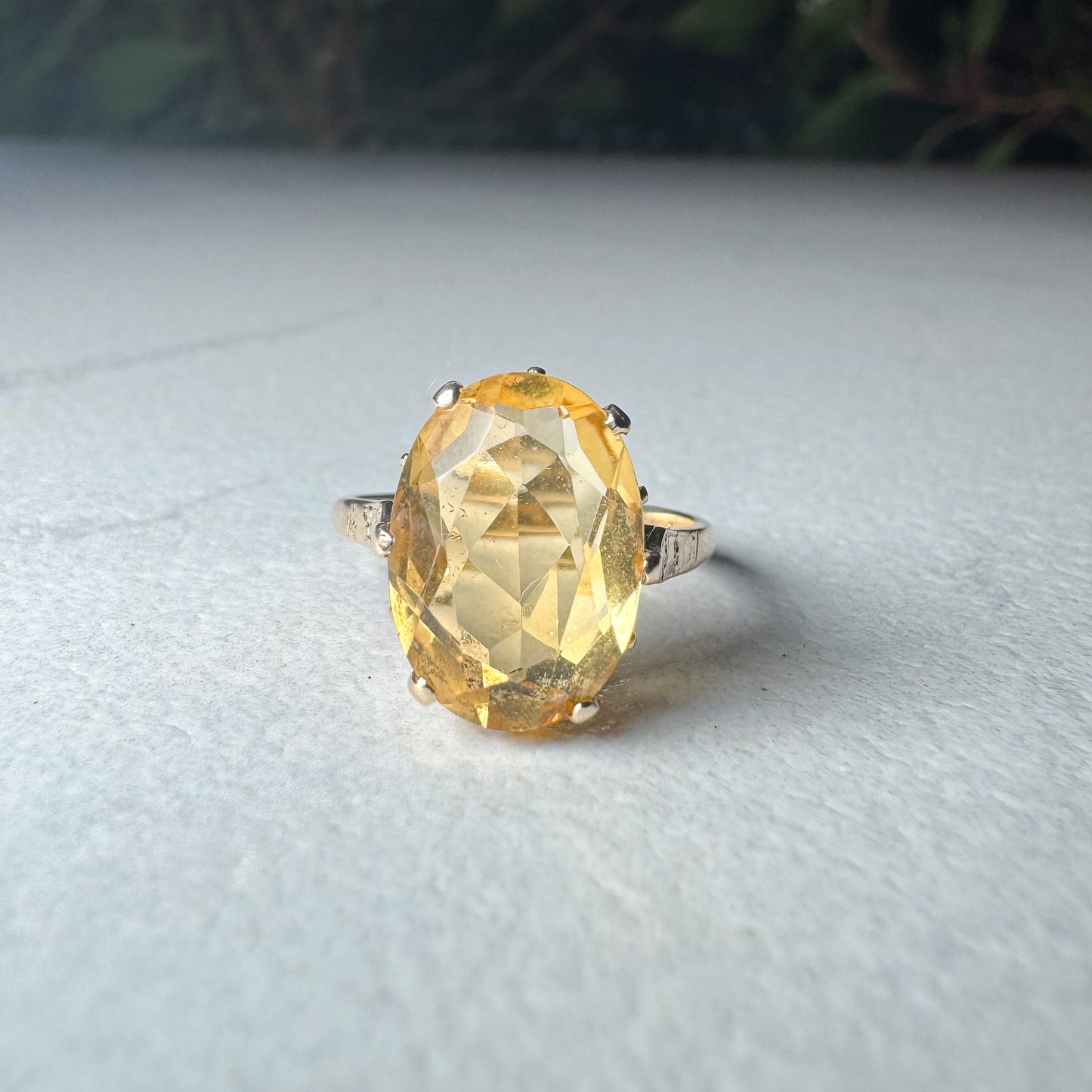 Vintage 1971 Oval-Cut Citrine Cocktail Ring | Yellow Gold | Size M