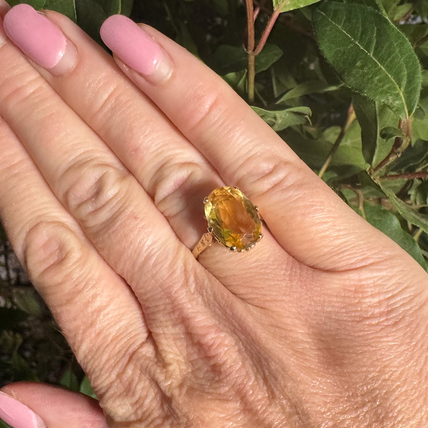 Vintage 1971 Oval-Cut Citrine Cocktail Ring | Yellow Gold | Size M