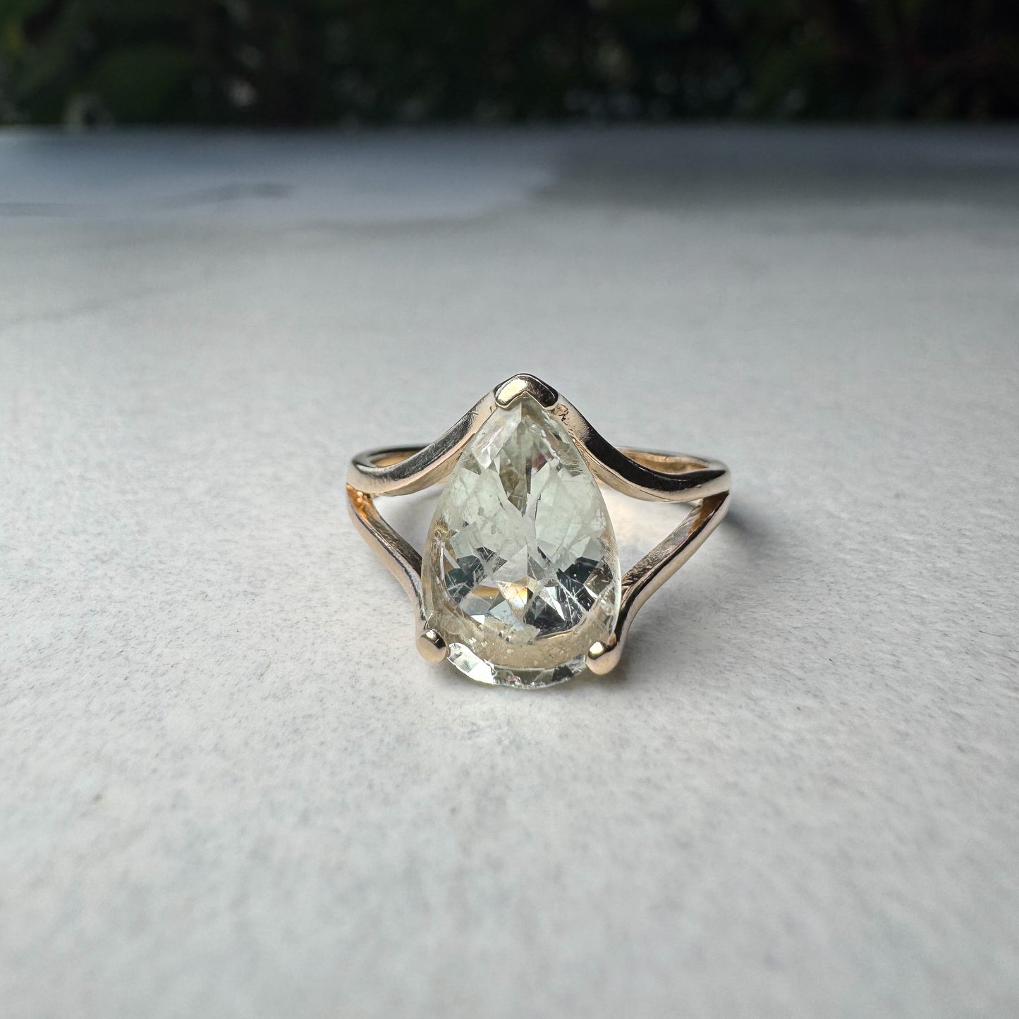 Pear-shaped Aquamarine Ring | Yellow Gold | Size L