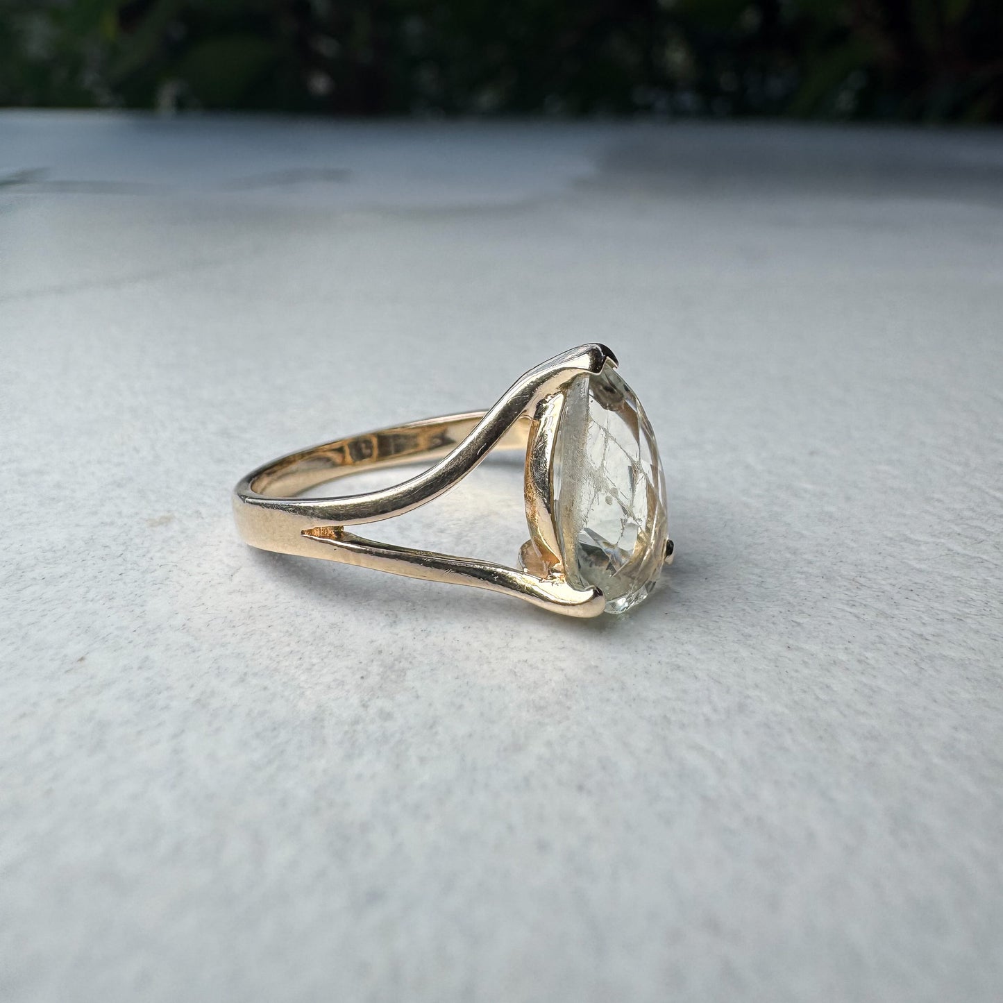 Pear-shaped Aquamarine Ring | Yellow Gold | Size L