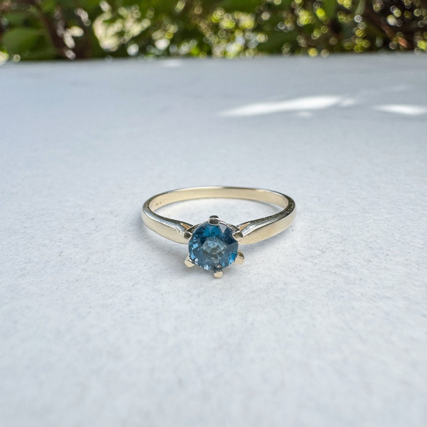 Teal Topaz Solitaire | Yellow Gold | Size P