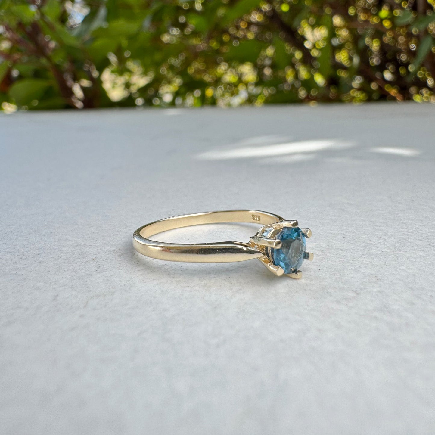Teal Topaz Solitaire | Yellow Gold | Size P