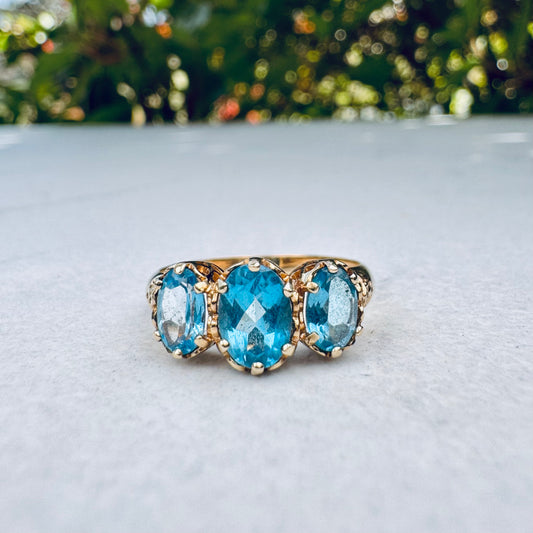 3 Stone Blue Spinel Ring | Yellow Gold | Size O